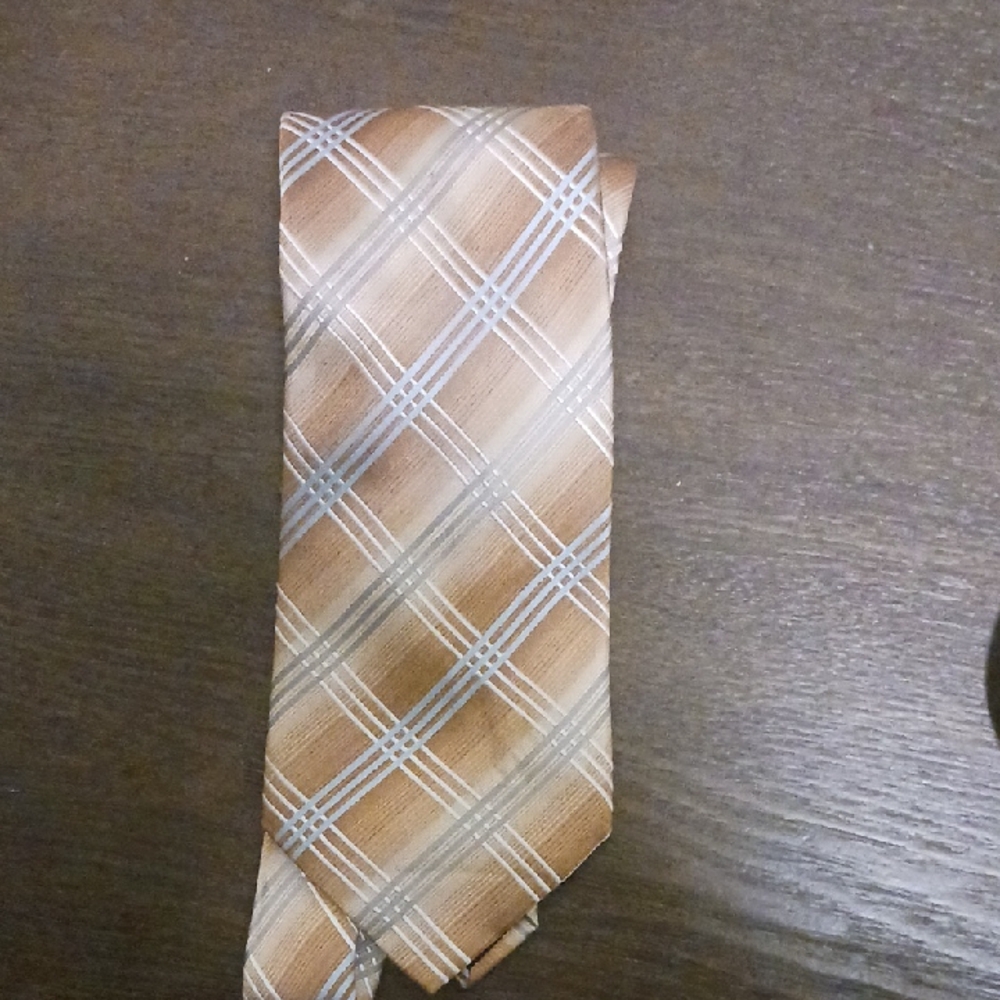 Kenneth Cole Reaction Brown and Silver Checkered Tie